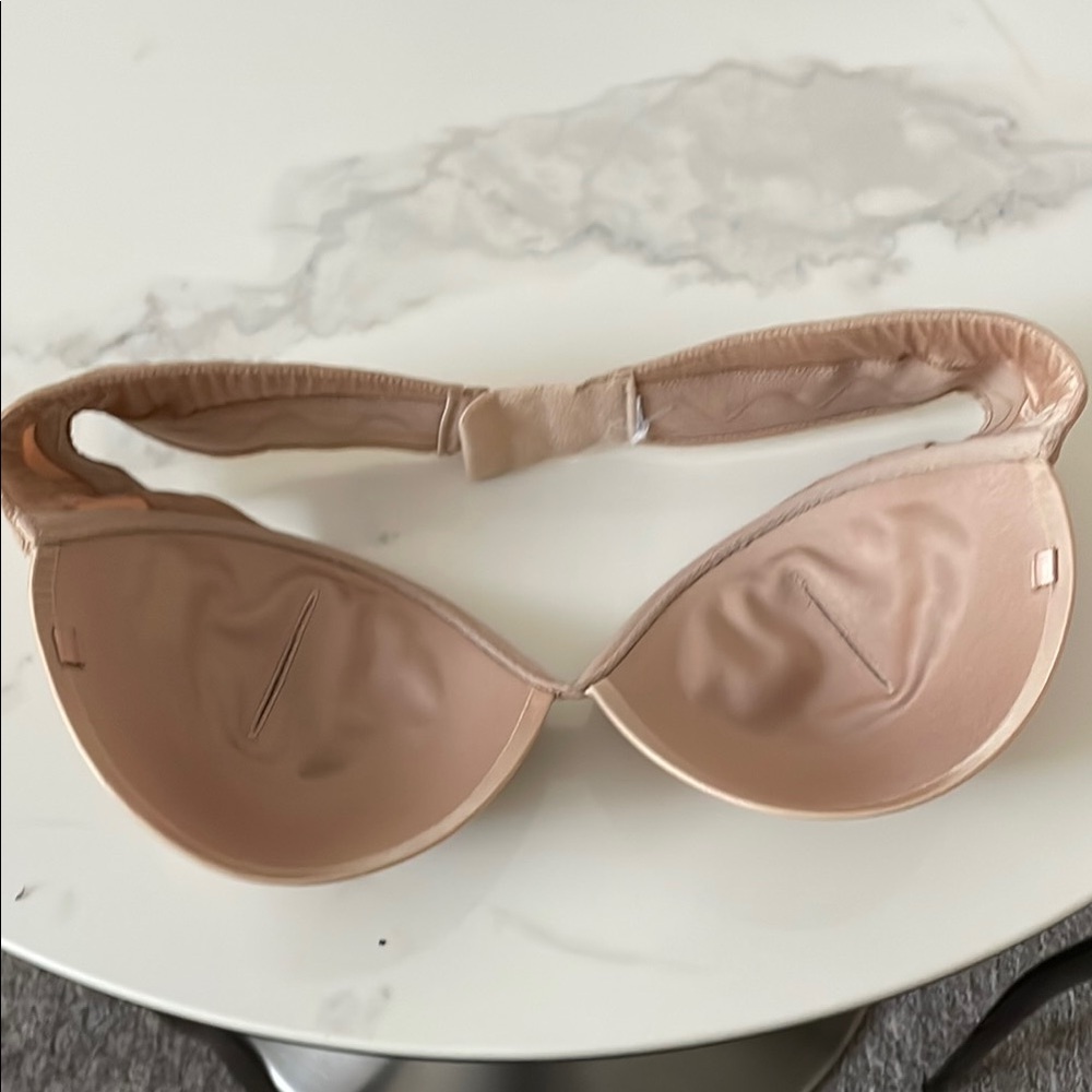 Victoria’s Secret Nude Strapless Convertible Bra 34B Padded Underwire